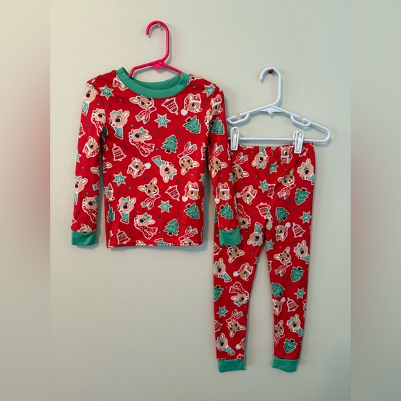 Rudolph The Red Nose Reindeer Kids Pajamas Set - Picture 1 of 5